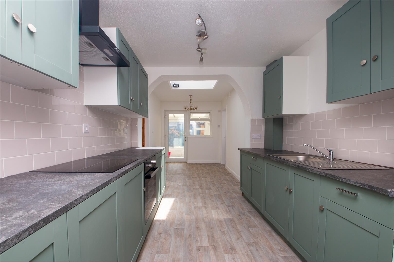 5 bed property in Buckingham Road, Milton Keynes
